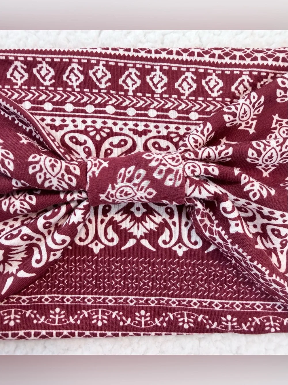 (NWOT) Burgundy/White Wide Paisley Printed Knot Stretch Fabric Headband, OS
